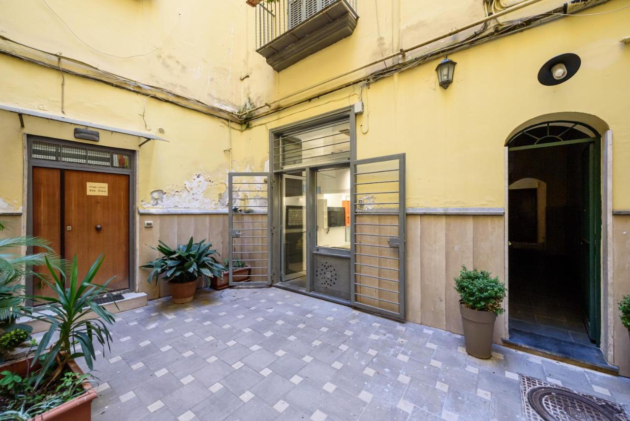 Riviera Di Chiaia 155 Lejlighed Napoli Eksteriør billede